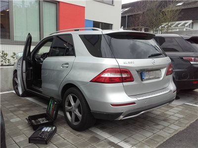 odborne otvorenie auta mercedes